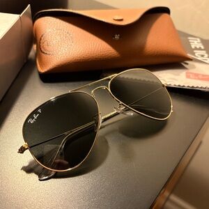 Ray-Ban Classic Aviator Sunglasses